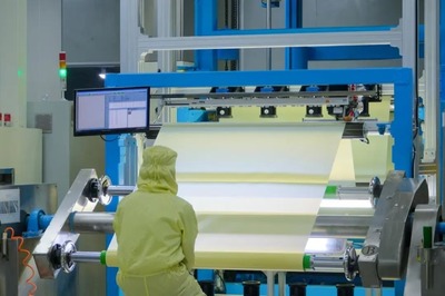 制造业当家春景图 中山火炬开发区工业企业复工复产忙，电子材料销售迎热潮