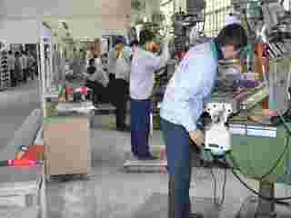 东莞市坚成电子科技 一站式电子材料与五金工具解决方案